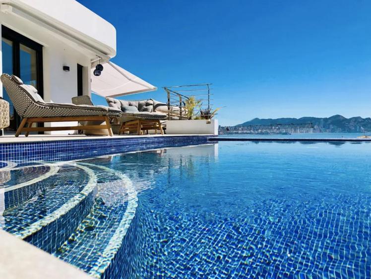Luxurioeses Apartment In Benidorm Mit Pool Екстериор снимка