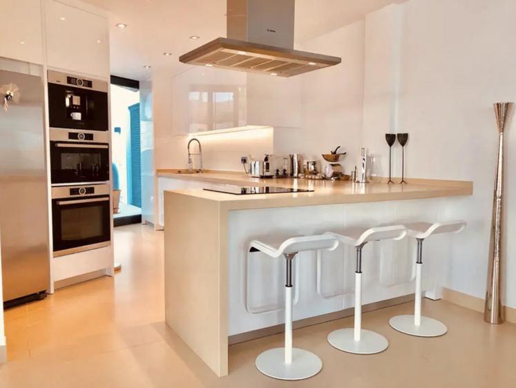 Luxurioeses Apartment In Benidorm Mit Pool Екстериор снимка