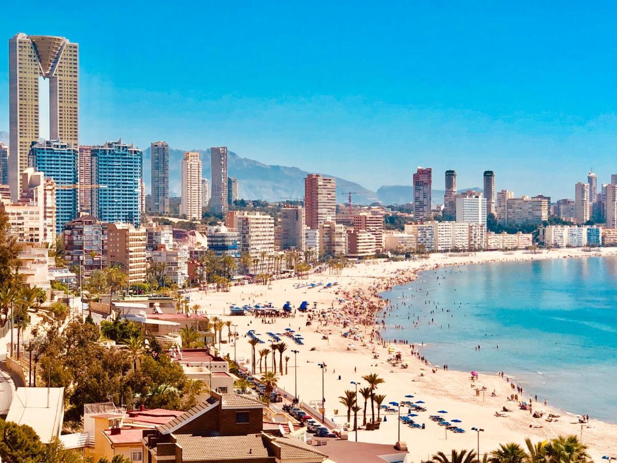 Luxurioeses Apartment In Benidorm Mit Pool Екстериор снимка